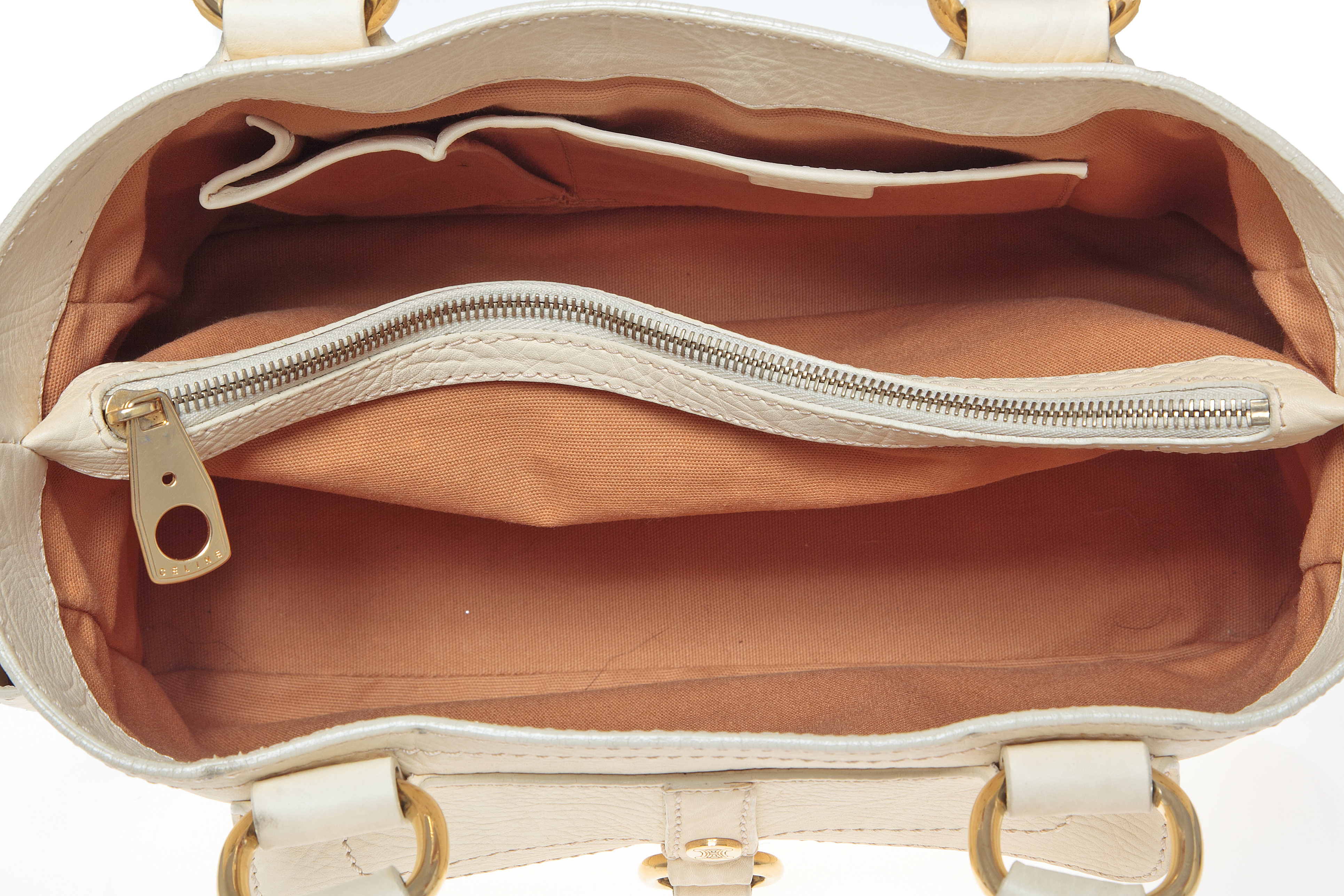 Gerard Darel Authenticated Leather Handbag
